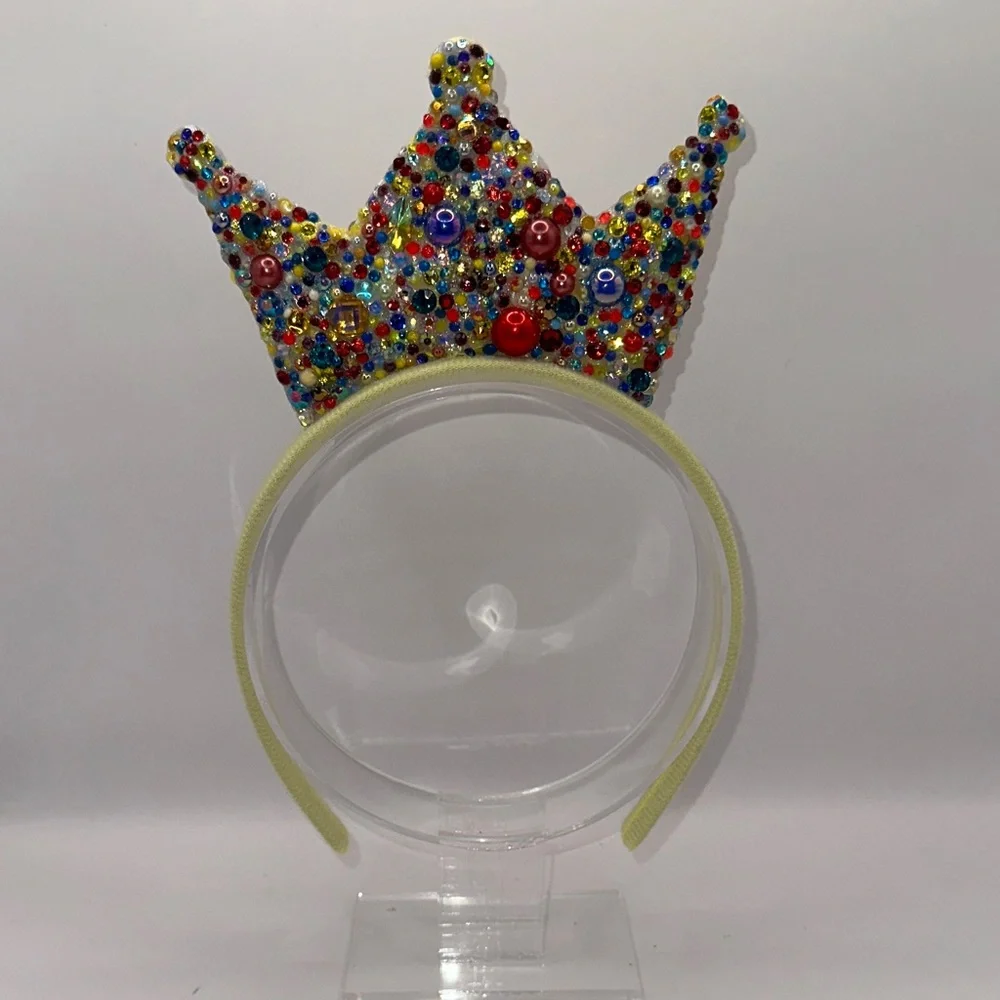 Handmade hundreds hand